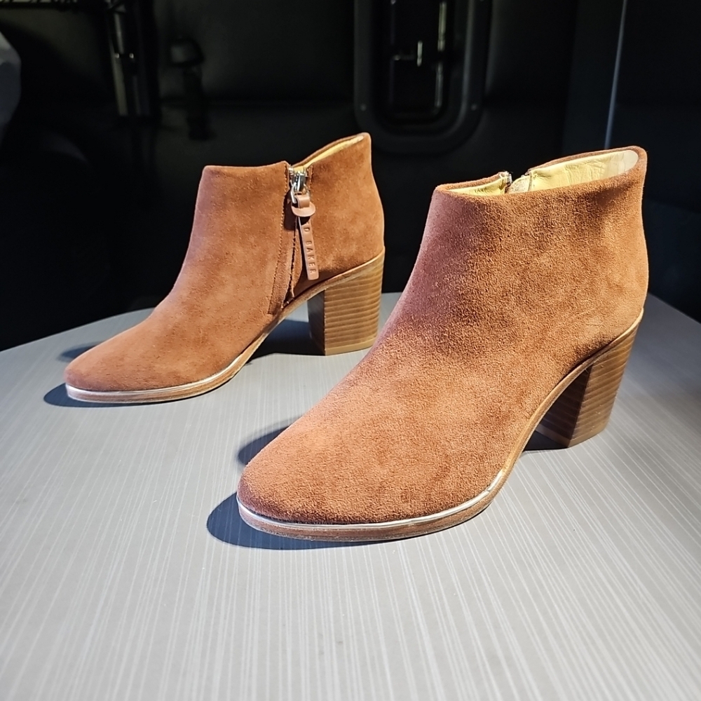 Ted Baker London Women's Hiara Brown Suede Bootie Size 35 (US‎ 4.5) NWOB $250